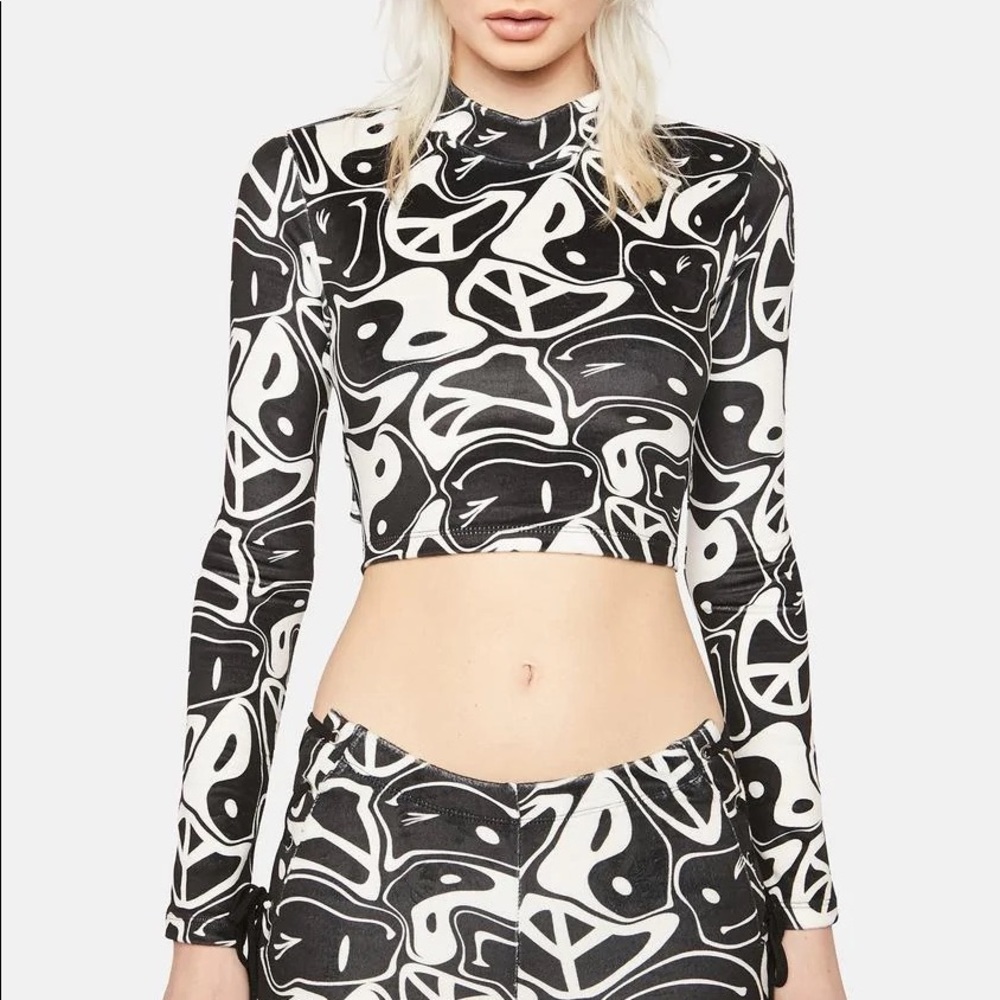 NGOrder:
Yin Yang Velour Open Back Top